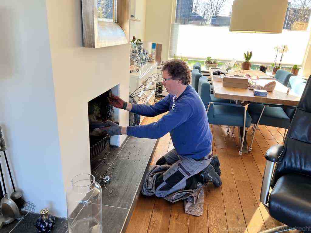 Schouw inspectie Zwijndrecht schoorsteenveger Schouw inspectie Zwijndrecht schoorsteenveger